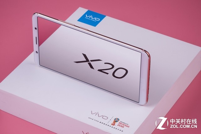 一面玫瑰一面樱花 vivo X20梦幻粉图赏 