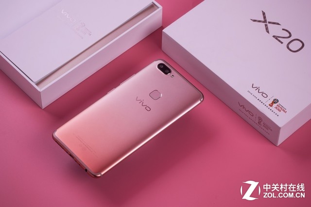 一面玫瑰一面樱花 vivo X20梦幻粉图赏 
