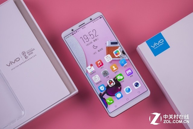 一面玫瑰一面樱花 vivo X20梦幻粉图赏 