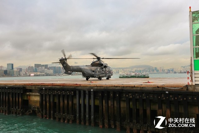 大C游世界 香港维多利亚港偶遇直升机