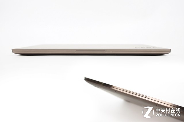 ΪСĻ߿ĺȣYOGA 6 Pro˫˷ƶ˻ǰλãҲǴĻӵĵط

עҲһ۵ƣڷûĻͬʱҲֵֿ֧ĻıʼǱΪԵһ־

ȻٷûдYOGA 6 ProѾ˿ԵֿĻYOGAеıʽתҲѾĴƷò˵ÿһĲƷвƷʦڱĽתϸڵѪϴĽתںϣתŻ