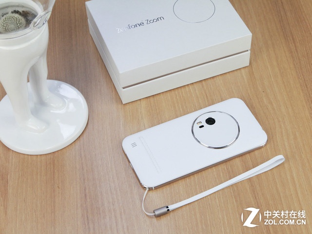 ѧ佹 ɫ˶ZenFone Zoom