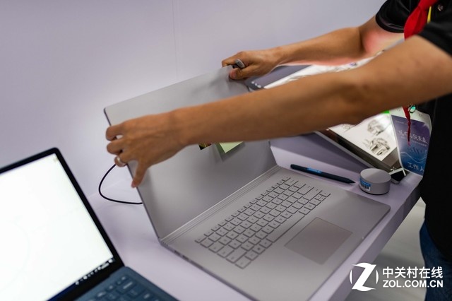 微软Surface Book 2 15英寸笔记本图赏