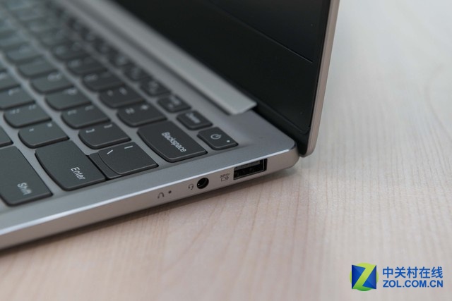 AMD����R7 2700U�ᱡ�� ����720Sͼ��