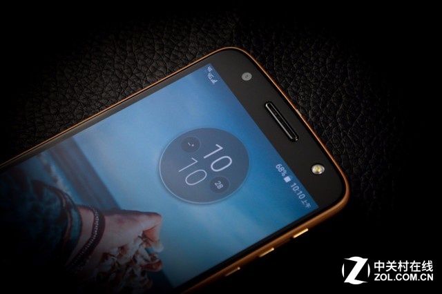 ���Զ���ģ������� Moto Z���ͼ��