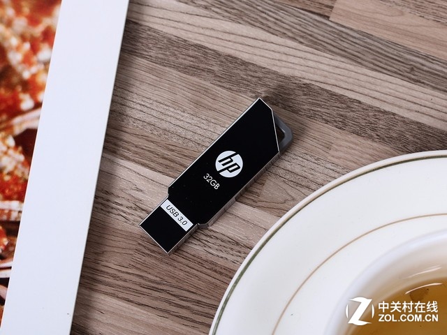 ʵȶ X730W 32GB U̾