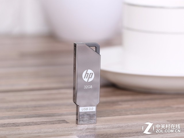 ʵȶ X730W 32GB U̾
