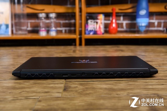 Max Q轻薄典范 宏碁Predator Triton 700图赏