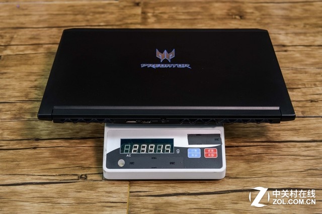 Max Q轻薄典范 宏碁Predator Triton 700图赏