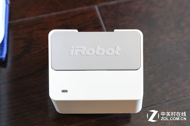 iRobot Braava Jet 240 ػͼȿ