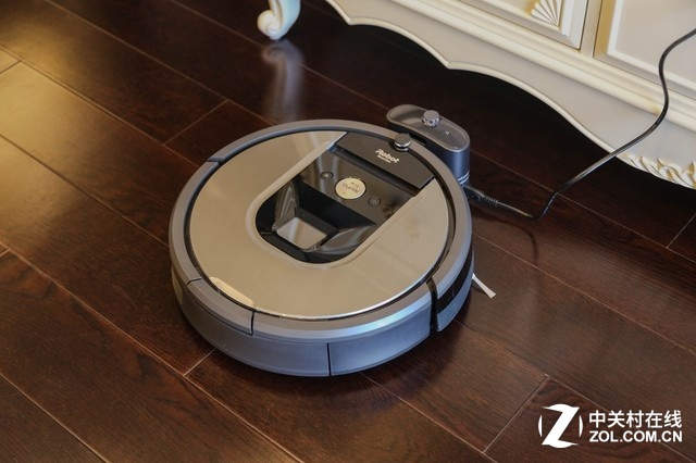 Ϊ콢ͣiRobot Roomba 960˳һԲ
