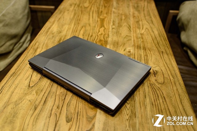 钢板超跑霸气再临雷神911gt外拍图赏