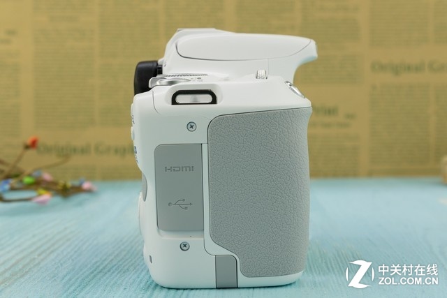 ʱС EOS 200Dʵͼ