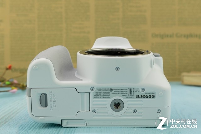 ʱС EOS 200Dʵͼ