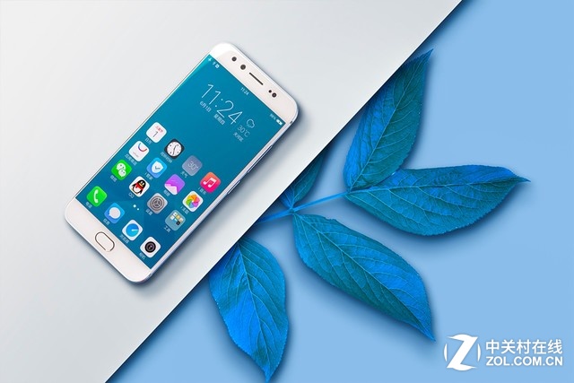 棬vivo X9ͱ׼һ¡һ5.5Ӣ1080PĻܺ͹ķǳĸͨ˺˴˵Ǵӵײϸս¡ͬʱȫռ4GBڴ˫䣬洢ռΪ64G128G汾Խһڴ治⣻vivoֵHiFi棬X9Ҳ˿䣬AK4376˵vivo Hi-Fi ߱׼ͬྺƷ X9 Ѿһ