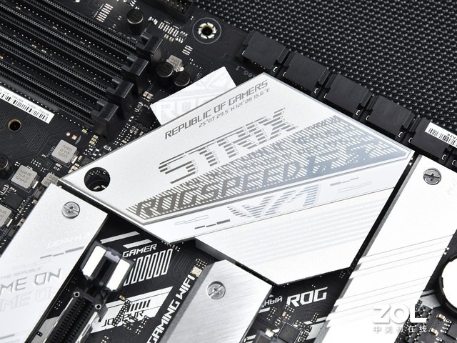 ѩʱ ˶ROG STRIX Z590-Aѩͼ