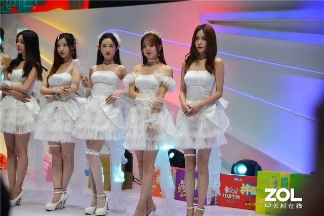 ChinaJoy 2020直击 令人惊艳的美女showgirl