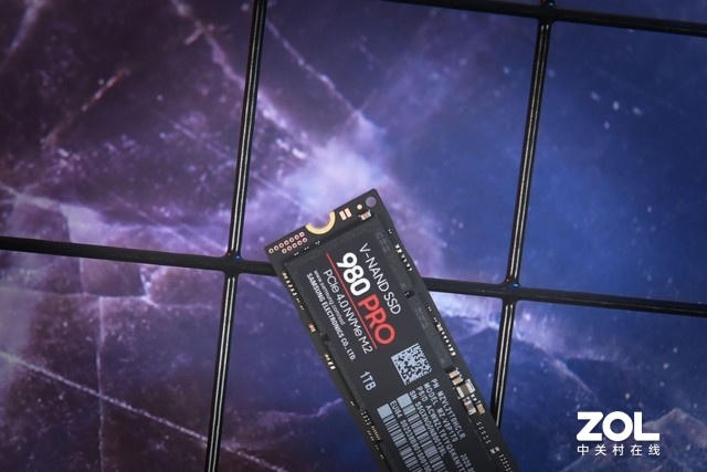 ĿǰǿPCIE4.0̬Ӳ 980PRO PCIE4.0 SSDͼ