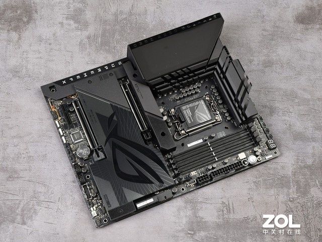 供电怪兽华硕rogmaximusz790darkhero主板图赏