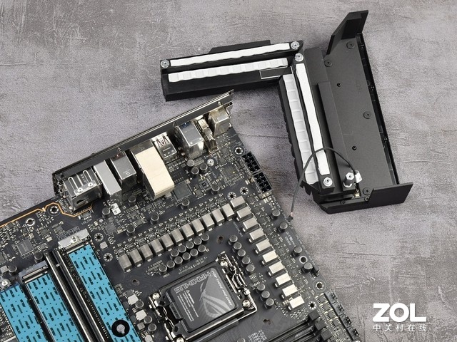 供电怪兽华硕rogmaximusz790darkhero主板图赏