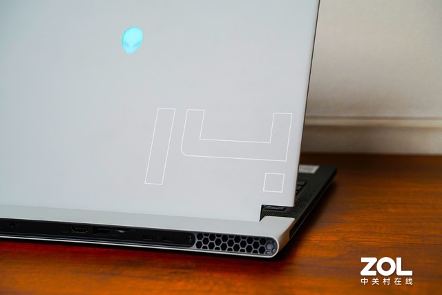 ᱡϷˣAlienware x14Ϸͼ