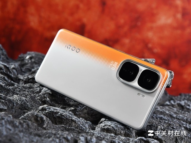 iQOO Neo10 Proͼͣ˫оսBuffҲ