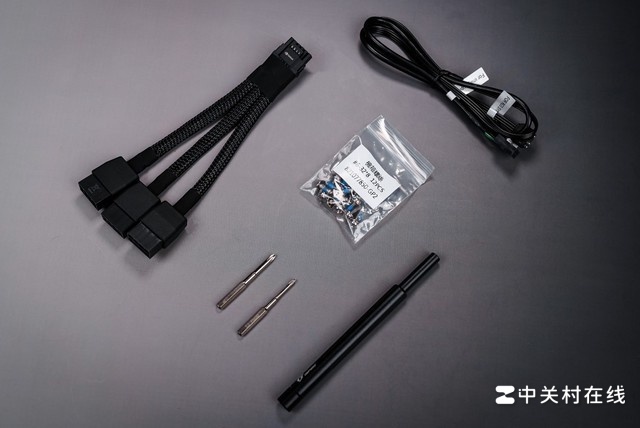 ֱǹƷ iGame RTX 4080 SUPERˮͼ