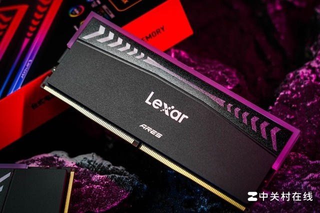 Lexar׿ɳARESս֮DDR5 8000 RGBڴ