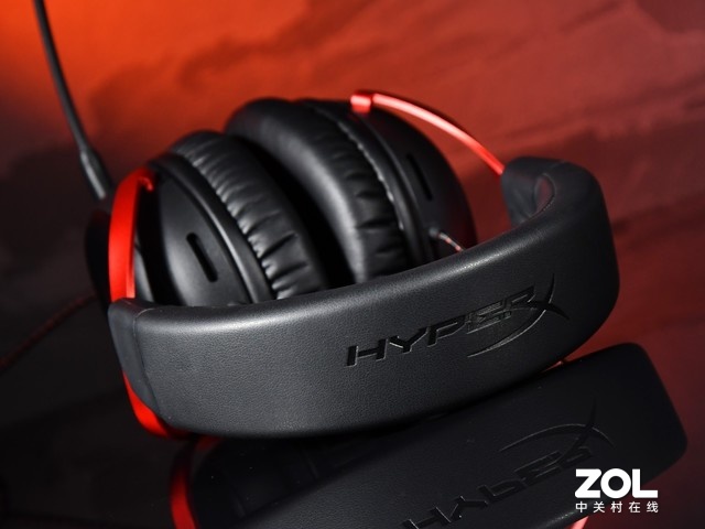 HyperX Cloud IIIͼͣǿλ