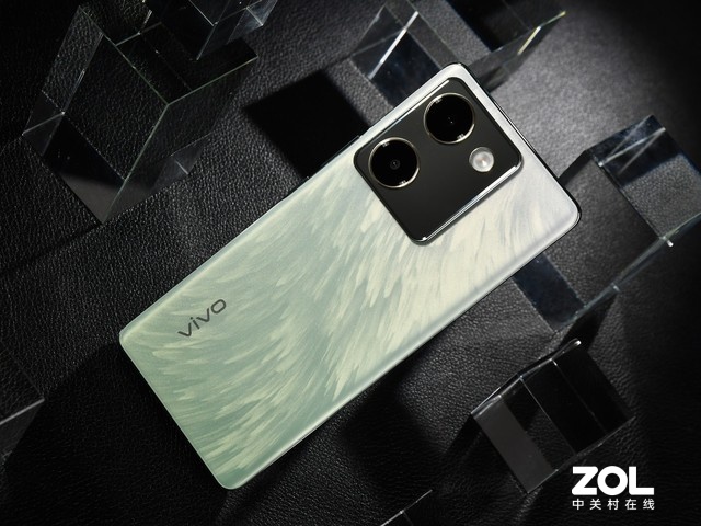 vivo Y100ͼͣʸеĶѧǧԪ