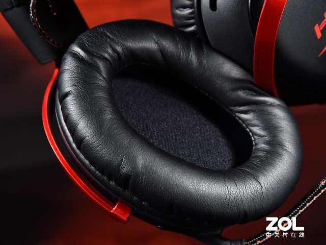 HyperX Cloud IIIͼͣǿλ