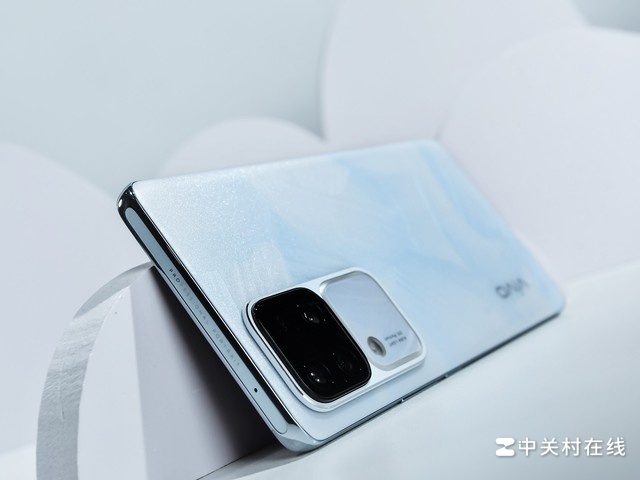 ƽǧ vivo S18 Pro ͼ