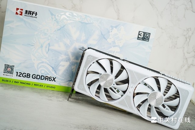 RTX 4070 SUPER ̤ѩMiniԿͼ