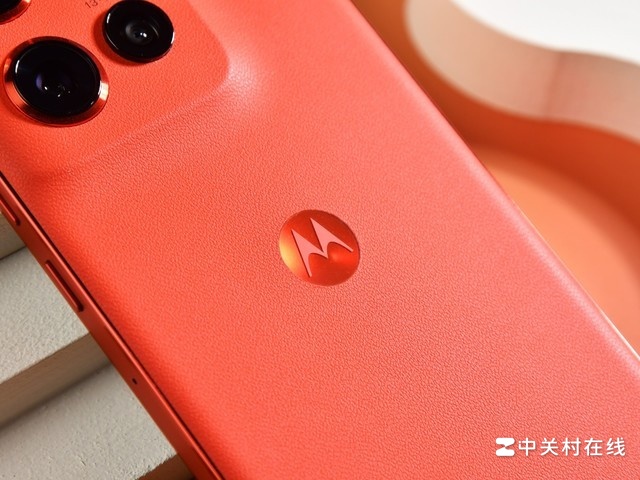 moto S50ͼ ᱡӲʵ