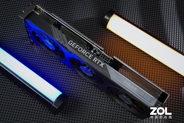 RTX 4060ħӥͼ µ侲ɢ