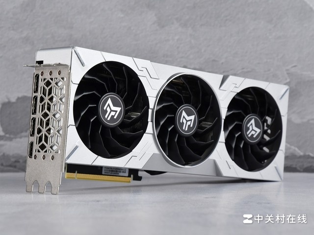 ӰRTX 4070 Ti SUPERʦͼ ħ Ӳʵ