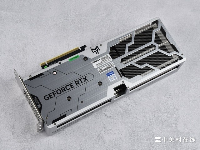 ӰRTX 4070 Ti SUPERʦͼ ħ Ӳʵ