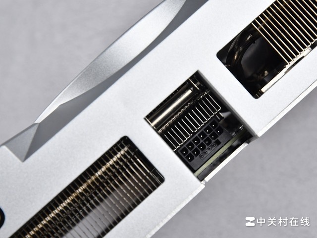 ӰRTX 4070 Ti SUPERʦͼ ħ Ӳʵ