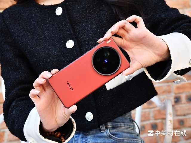 现代科技中融入复古情怀  vivo X200 Ultra红圈美图欣赏