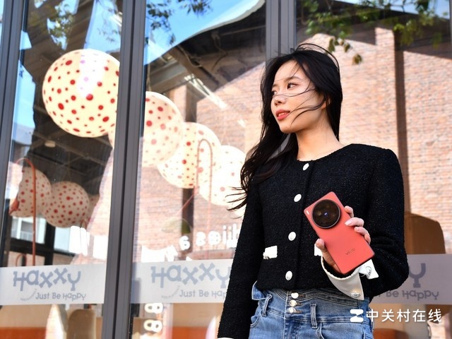 现代科技中融入复古情怀  vivo X200 Ultra红圈美图欣赏