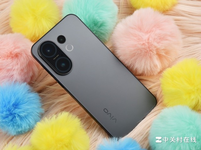 vivo S30 Pro mini图赏 多彩小直屏,手感颜值都出色