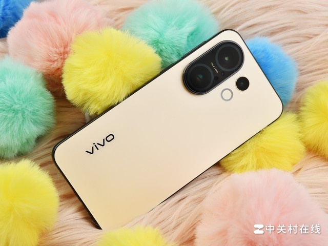 vivo S30 Pro mini图赏 多彩小直屏,手感颜值都出色