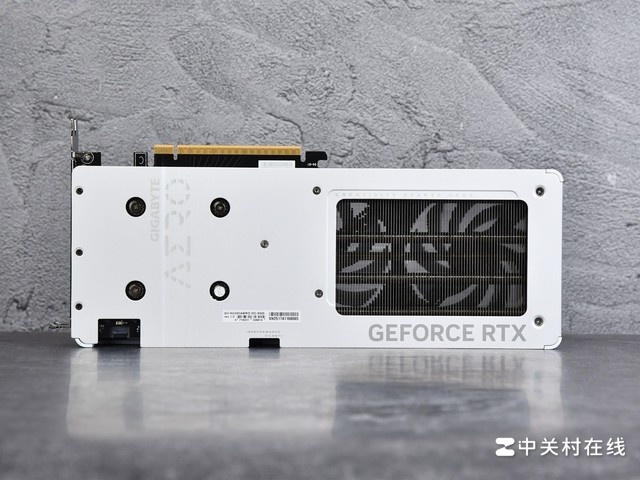  RTX 5060 AERO OC 8G Կͼ