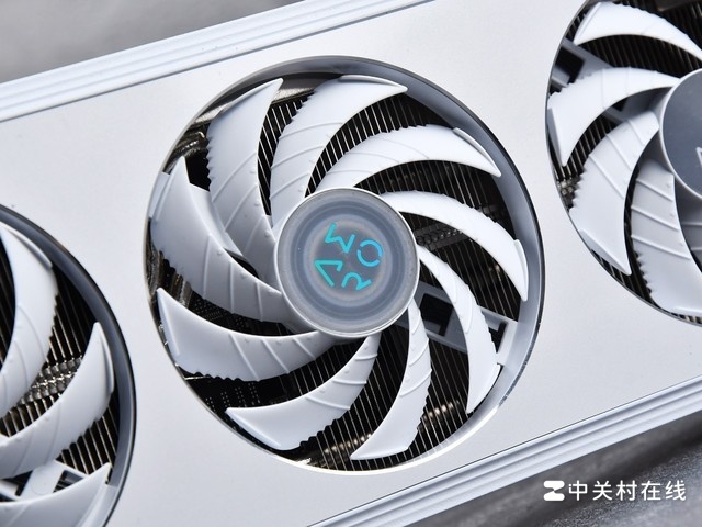  RTX 5060 AERO OC 8G Կͼ