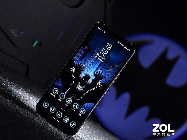 腾讯ROG游戏手机6 蝙蝠侠图赏：精致下的高颜值机身