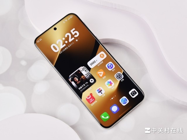 标志性“风向标”设计基因 华为Pura 80 Pro+新机图赏