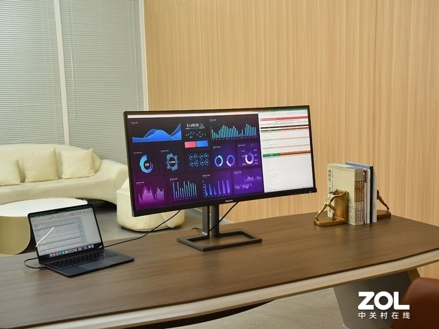 飞利浦40吋显示器图赏:全能显示新搭档