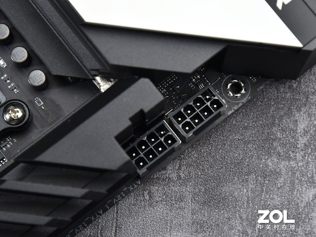 ѹ7950X ˶ROG  CROSSHAIR  X670E HEROͼ