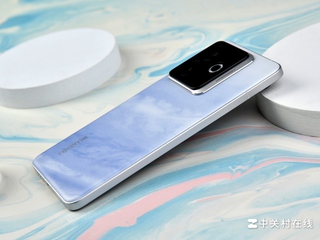 ���Ժ����ǵİ���ɫ�籩������GT7 Pro���ٰ�ͼ��