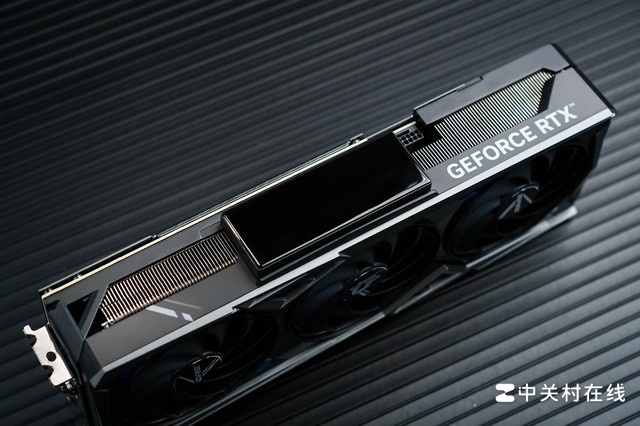 iGame RTX 4070 Ti SUPERͼ